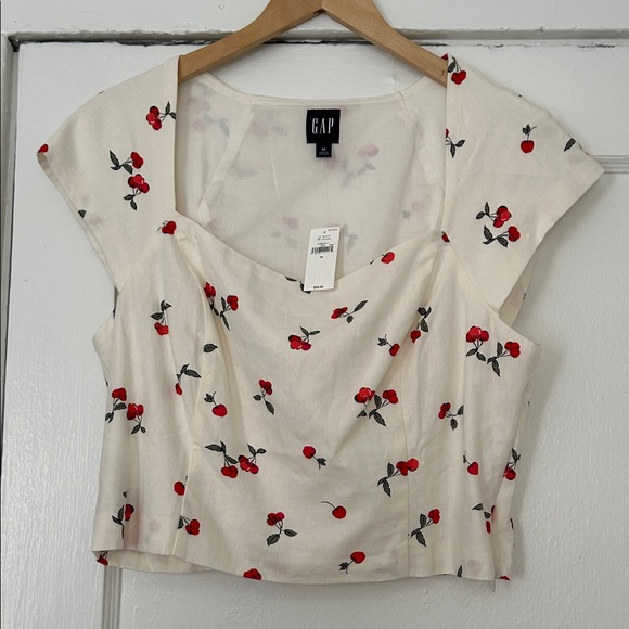GAP Women's Linen-Blend Cap-Sleeve Crop Top - Cherry Print - Picture 4 of 6